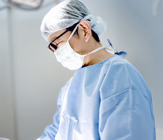 医師　横張 賢司